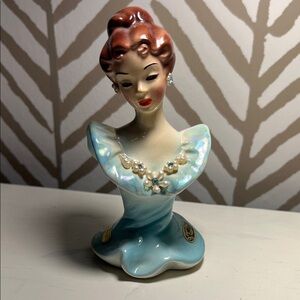Vintage Porcelain Figurine, Fancy Lady w/ Earrings, Joseph Original, Japan, 5.5”